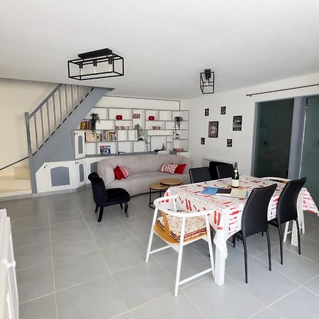 Cottage Overlord - 6 Personnes - Plages Du Debarquement Formigny Exteriér fotografie